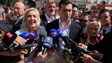 Le Pen in Hénin-Beaumont stronghold for damage control Le Pen in Hénin-Beaumont stronghold for damage control