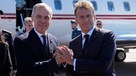 France and Canada vow closer ties amid strained US relations