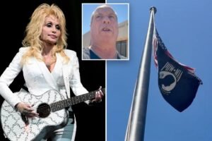Texas preacher protests lowering American flag at post office for Dolly Parton — as he defies Trump’s order Texas preacher protests lowering American flag at post office for Dolly Parton — as he defies Trump’s order