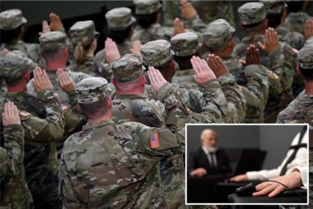 Pentagon polygraphed several dozen top military officials in hunt for leakers: reports Pentagon polygraphed several dozen top military officials in hunt for leakers: reports