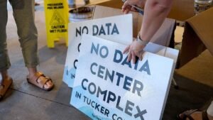 MAGA begins to crack as 2026 GOP roster backs away from Trump’s tech vision