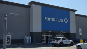 Stray bullet from nearby lounge fight kills Frito-Lay worker inside Sam’s Club Stray bullet from nearby lounge fight kills Frito-Lay worker inside Sam’s Club
