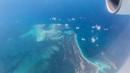 4 family members flying from Bahamas to Florida in small plane go missing, with Coast Guard joining search 4 family members flying from Bahamas to Florida in small plane go missing, with Coast Guard joining search