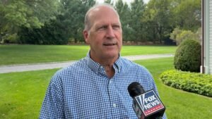 Ex-GOP senator clears hurdle in crucial comeback bid as Republicans try to flip key Senate seat