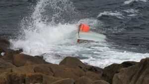 Teen boater found clinging to capsized vessel after 3 go missing; 2 bodies recovered Teen boater found clinging to capsized vessel after 3 go missing; 2 bodies recovered