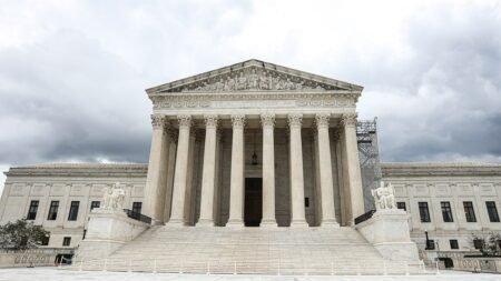 Supreme Court again blocks Missouri from using Trump-backed congressional maps