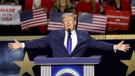 Vulnerable House Republicans embrace Trump as GOP bets on defying midterm history Vulnerable House Republicans embrace Trump as GOP bets on defying midterm history