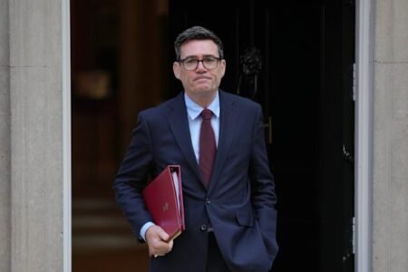Coalition accuses Labor of rorting grant scheme; PM speaks with King Charles; UK unity threatened by pact Coalition accuses Labor of rorting grant scheme; PM speaks with King Charles; UK unity threatened by pact