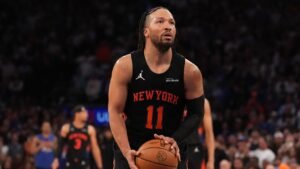 Jalen Brunson and family launch Thirty Third Management Group to manage off-court business, advise athletes Jalen Brunson and family launch Thirty Third Management Group to manage off-court business, advise athletes