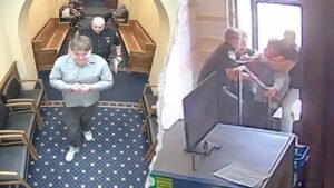 WATCH: Handcuffed inmate breaks free, punches deputy in wild courthouse escape attempt WATCH: Handcuffed inmate breaks free, punches deputy in wild courthouse escape attempt