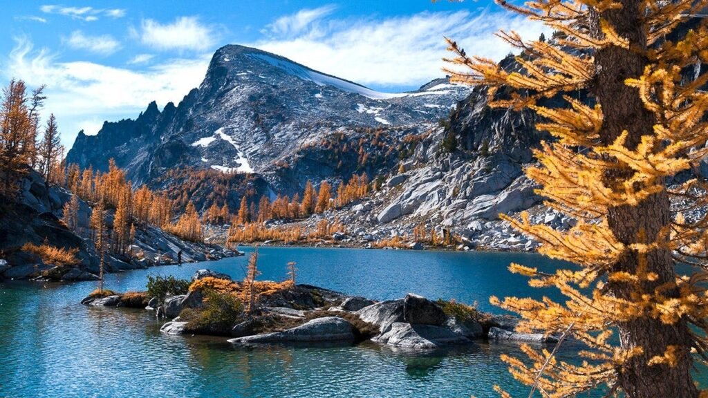 Husband and wife get trapped in premier hiking destination; only one of them makes it out alive Husband and wife get trapped in premier hiking destination; only one of them makes it out alive