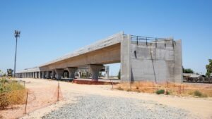 California high-speed rail consultants billed taxpayers for a private plane, tiki bars and cigar lounges California high-speed rail consultants billed taxpayers for a private plane, tiki bars and cigar lounges