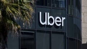 Uber ordered to pay M after driver leaves intoxicated California woman on freeway