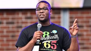 Impeached Georgia mayor speaks out after sexting, spending scandals result in ouster Impeached Georgia mayor speaks out after sexting, spending scandals result in ouster