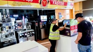 McDonald’s pledges .5B in franchisee support for modernization plan McDonald’s pledges .5B in franchisee support for modernization plan