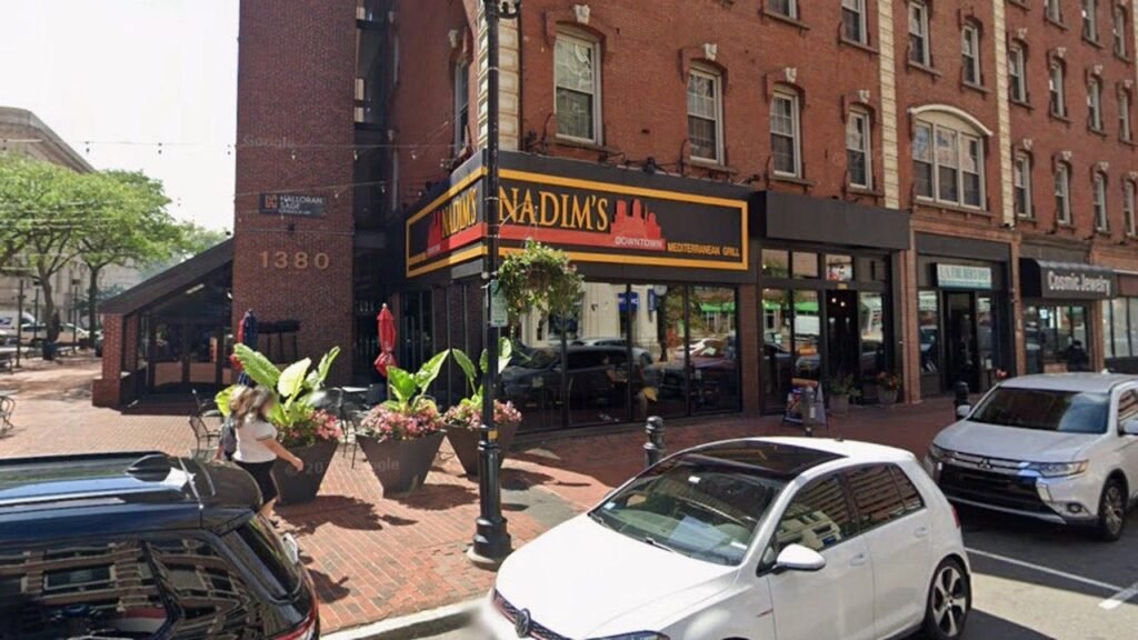 Massachusetts restaurant owner assaults teen dine-and-dashers, pulls gun during scuffle, police say Massachusetts restaurant owner assaults teen dine-and-dashers, pulls gun during scuffle, police say