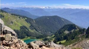 Hiker falls up to 1,000 feet to his death day after another body found on same mountain Hiker falls up to 1,000 feet to his death day after another body found on same mountain