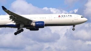 Midair scare forces packed passenger jet into emergency landing, travelers hospitalized