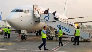 Flydubai pilots reportedly fight in cockpit, triggering hijacking fears and Israeli fighter jet response