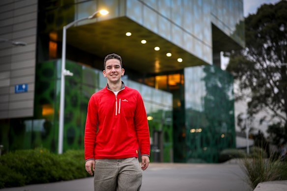 Georgios Pirpiris is studying medicine at Monash University after achieving an ATAR of 99.95 at Melbourne Grammar School. 