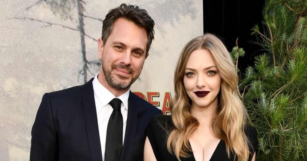 Amanda Seyfried and Thomas Sadoski: A Timeline of Their Relationship Amanda Seyfried and Thomas Sadoski: A Timeline of Their Relationship