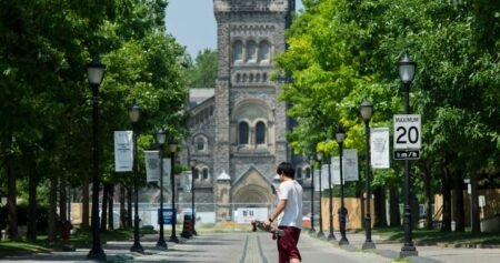 University of Toronto staff agree to tentative deal after strike vote University of Toronto staff agree to tentative deal after strike vote