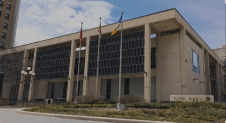 St. Boniface residents raise concerns over proposed aquatic centre St. Boniface residents raise concerns over proposed aquatic centre