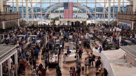 Labor Day travel costs climb as airfare, hotel prices move higher