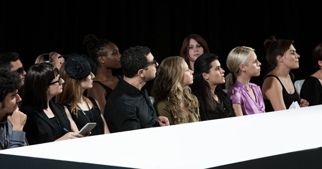 How Shoppable Livestreams Turn Gen Z Fashion Discovery Into a Group Shopping Event How Shoppable Livestreams Turn Gen Z Fashion Discovery Into a Group Shopping Event