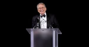Bob Mackie’s Cause of Death Revealed After Legendary Fashion Designer Died at 87 Bob Mackie’s Cause of Death Revealed After Legendary Fashion Designer Died at 87