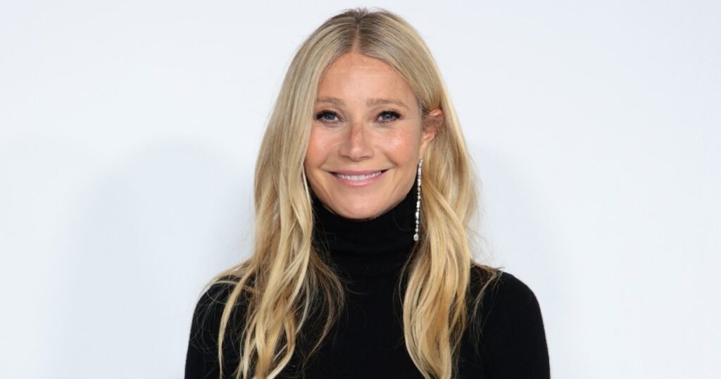 Gwyneth Paltrow’s Throw-On-and-Go Dress Is What Rich Moms Wear on Repeat — The Look for Gwyneth Paltrow’s Throw-On-and-Go Dress Is What Rich Moms Wear on Repeat — The Look for
