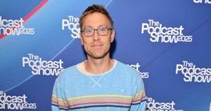Comedian Russell Howard Mourns ‘Devastating’ Death of Newborn Son, Launches ‘The Felix Foundation’ Comedian Russell Howard Mourns ‘Devastating’ Death of Newborn Son, Launches ‘The Felix Foundation’