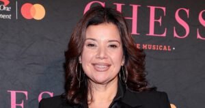 ‘The View’ Cohost Ana Navarro Asks Fans for ‘Grace’ Over ‘Expired’ Botox and Gray Roots Pre-Premiere ‘The View’ Cohost Ana Navarro Asks Fans for ‘Grace’ Over ‘Expired’ Botox and Gray Roots Pre-Premiere