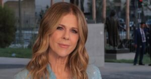 Rita Wilson, 69, Poses Topless, Shows Off Huge Back Tattoo That Resembles Her Son Chet Hanks’ Tattoo Rita Wilson, 69, Poses Topless, Shows Off Huge Back Tattoo That Resembles Her Son Chet Hanks’ Tattoo