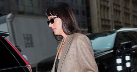 Dakota Johnson’s Cropped Plaid Blazer Is the Rich-Looking Fall Layer We’re Copying for Dakota Johnson’s Cropped Plaid Blazer Is the Rich-Looking Fall Layer We’re Copying for