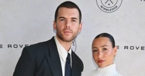 Bridgerton’s Luke Newton and Girlfriend Antonia Roumelioti Address Alleged Fan Harassment Bridgerton’s Luke Newton and Girlfriend Antonia Roumelioti Address Alleged Fan Harassment