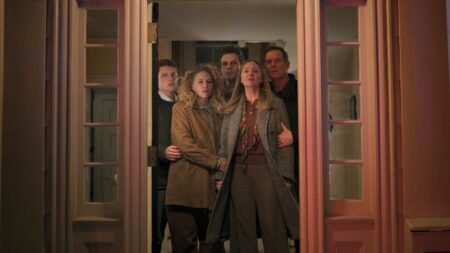 Line of Fire’s Peter Krause and Hope Davis Break Down Show’s Shocking Premiere Plot Twist (Exclusive)