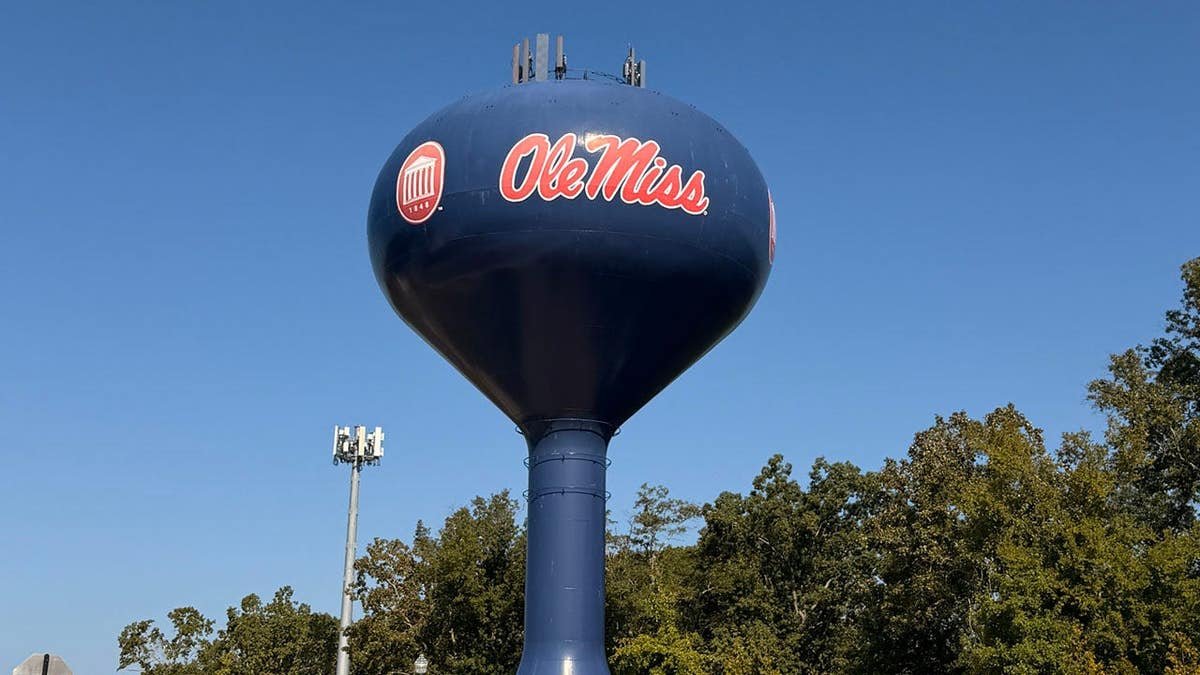 Lane Kiffin returns to Ole Miss, with LSU