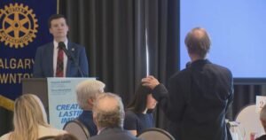 Calgary’s mayor says ‘fiscal discipline’ will guide council through tough budget decisions