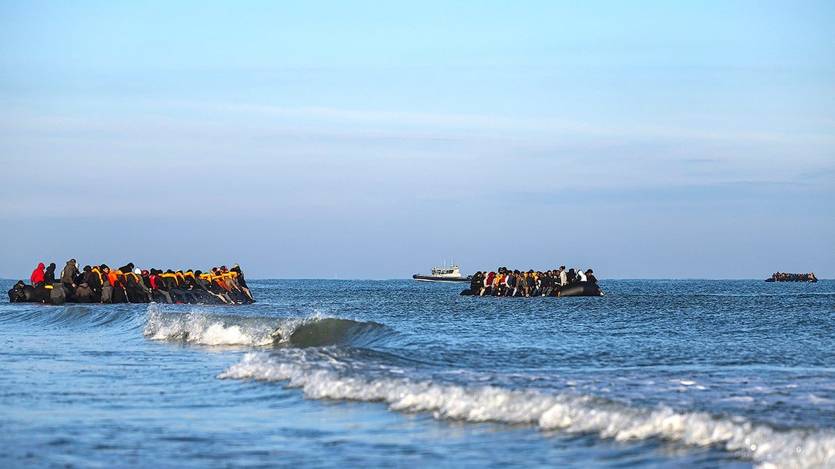 Illegals migrants cross from France to the U.K.