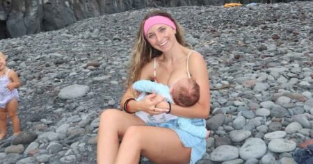 Influencer Brooklyn McKnight Slams Criticism for Breast-Feeding in Public: ‘Couldn’t Disagree More’ Influencer Brooklyn McKnight Slams Criticism for Breast-Feeding in Public: ‘Couldn’t Disagree More’