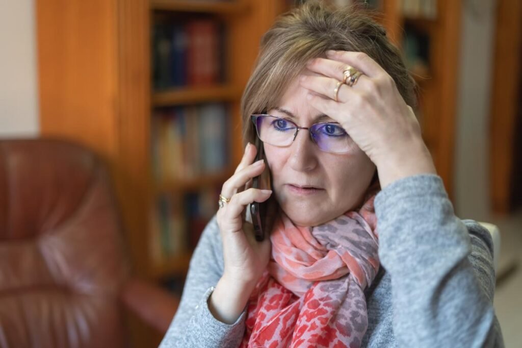 Dear Abby: I’m taking care of my mother alone — my brothers need to step up
