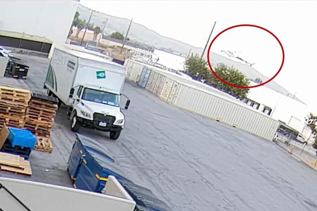 Haunting footage shows NBC4 helicopter drop out of sky into LA parking lot — killing 3 Haunting footage shows NBC4 helicopter drop out of sky into LA parking lot — killing 3