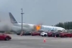 Flames shoot from Amazon cargo plane in dramatic video — as witnesses feared an explosion Flames shoot from Amazon cargo plane in dramatic video — as witnesses feared an explosion