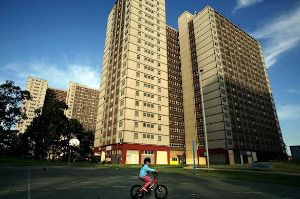 The Highett Street tower forms part of the wider North Richmond public housing precinct. 