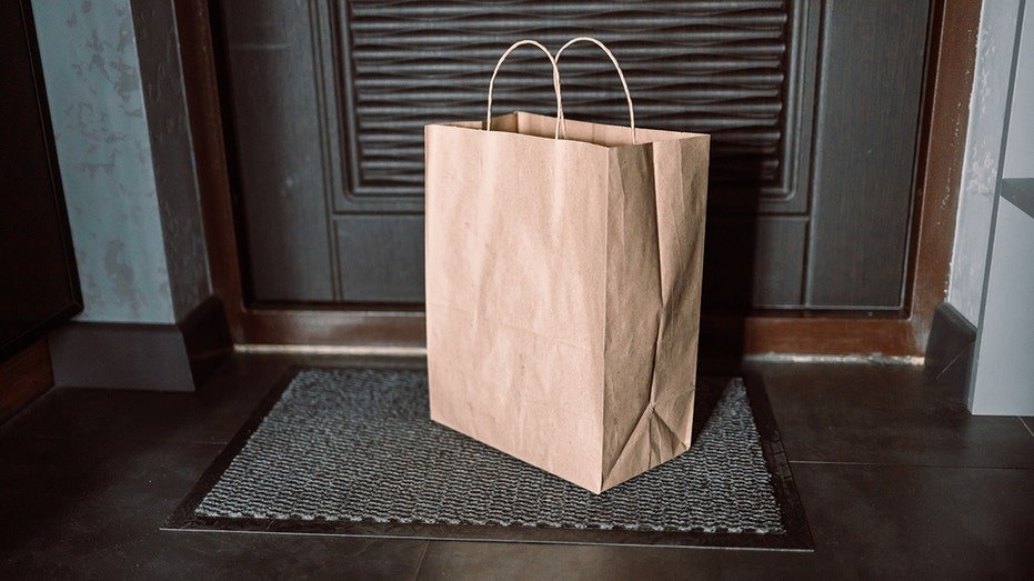 Contactless delivery