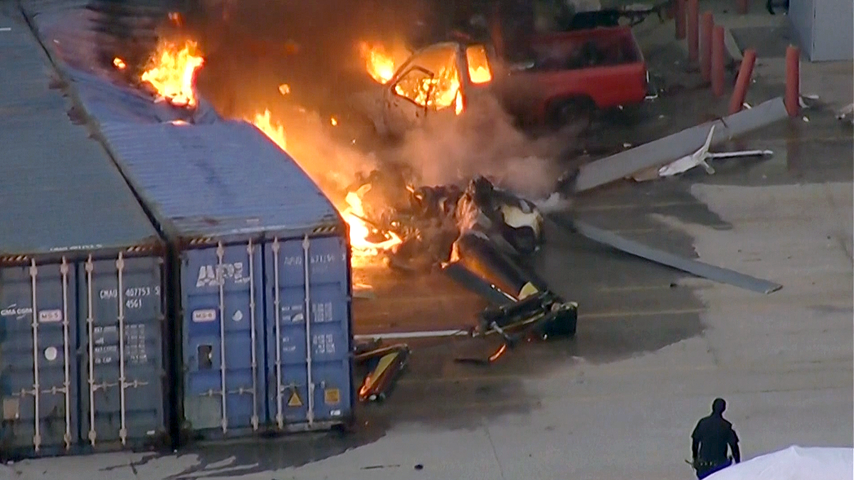 helicopter-crash-los-angeles-bus-crash