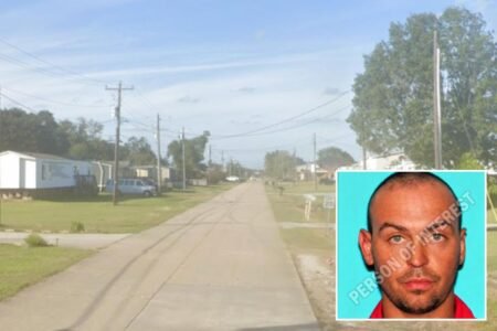 At least 4 killed in Louisiana stabbing spree as police search for person of interest with violent past At least 4 killed in Louisiana stabbing spree as police search for person of interest with violent past