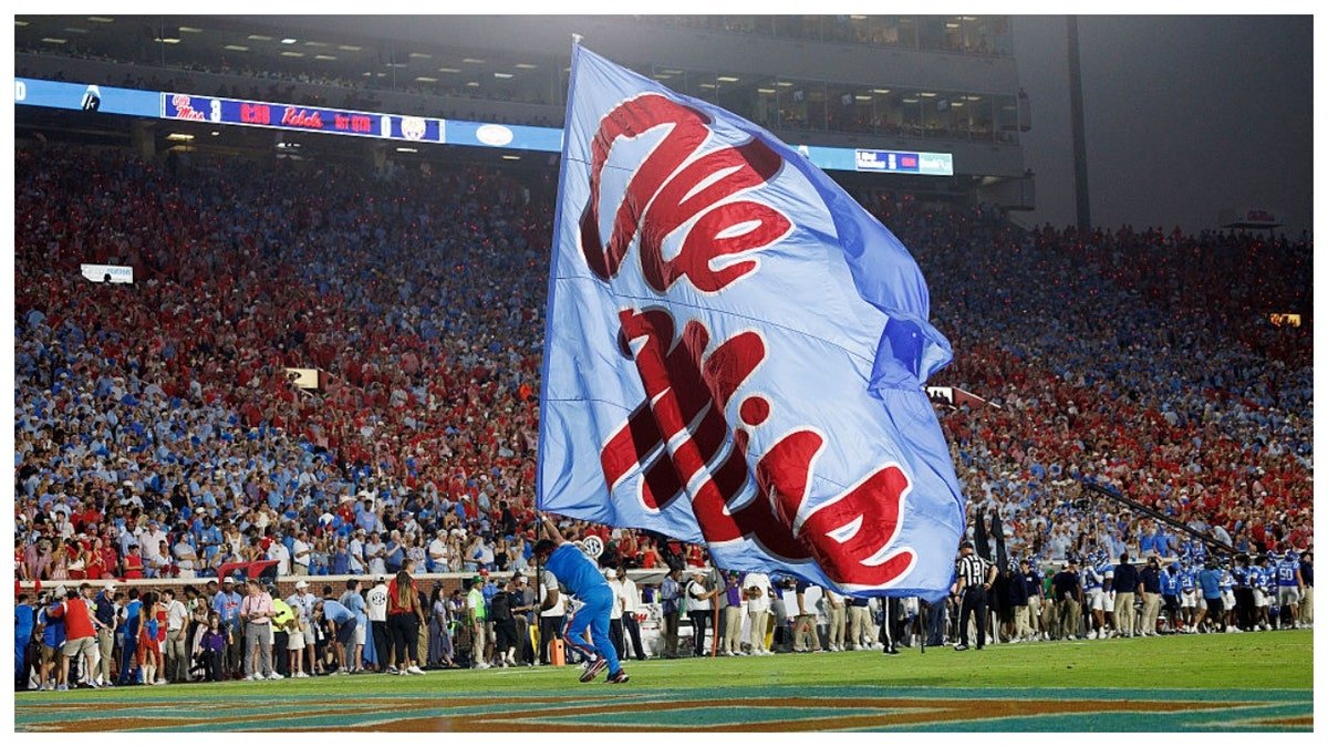 Ole Miss flag