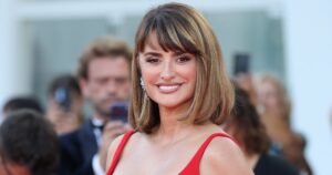 Penelope Cruz’s Rich-Looking Black Dress Totally Hides the Tummy, Thanks to This Slimming Feature Penelope Cruz’s Rich-Looking Black Dress Totally Hides the Tummy, Thanks to This Slimming Feature